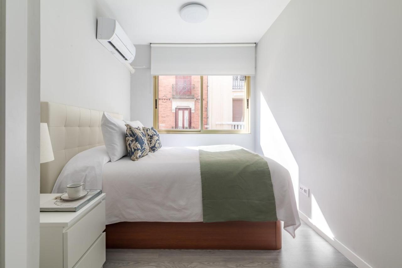 Apartamento Junto A Gran Via มาดริด ภายนอก รูปภาพ