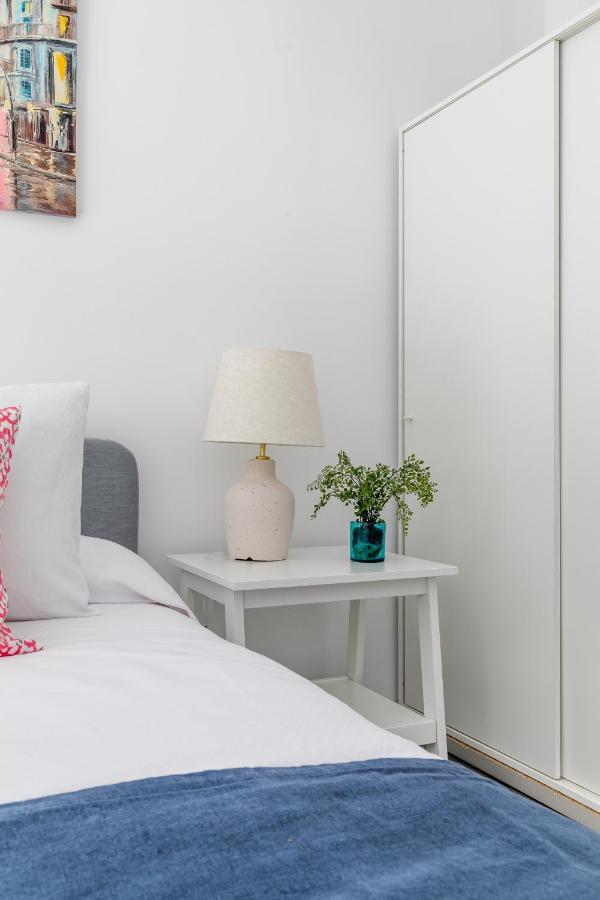 Apartamento Junto A Gran Via มาดริด ภายนอก รูปภาพ